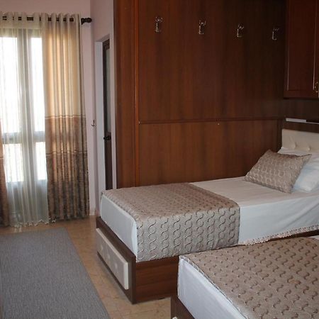 Hotel Hasmegaj Mahall' e Kryethuit Dış mekan fotoğraf