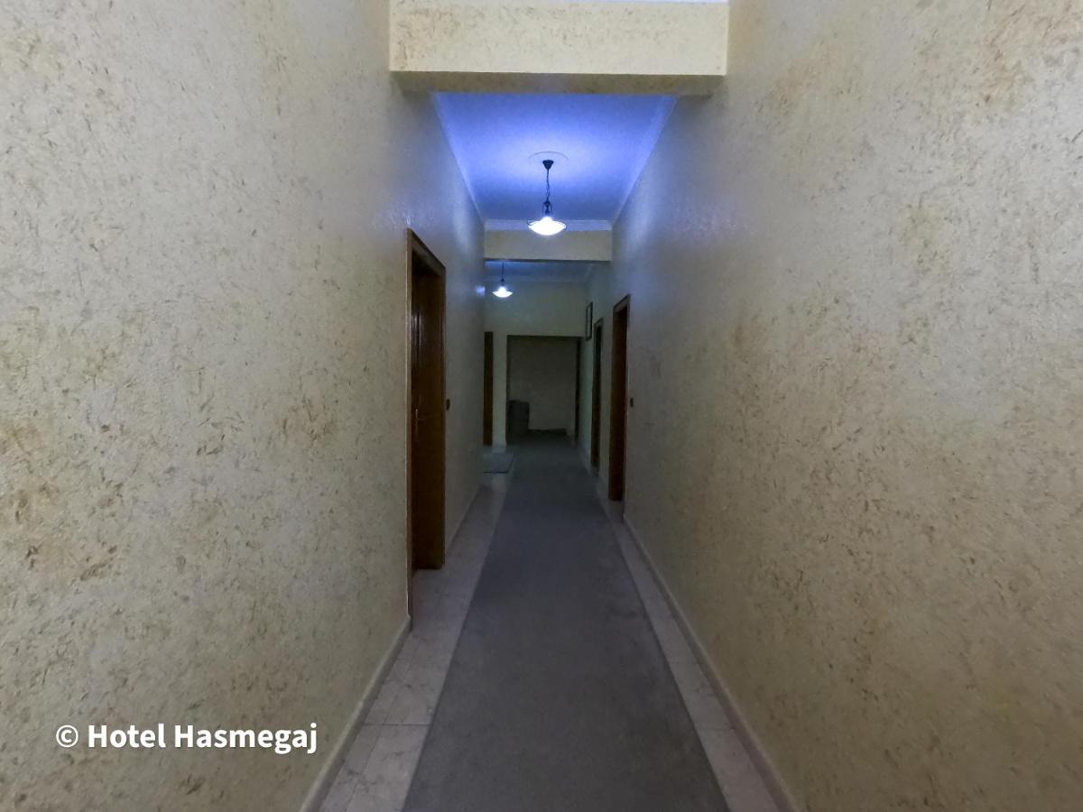 Hotel Hasmegaj Mahall' e Kryethuit Dış mekan fotoğraf