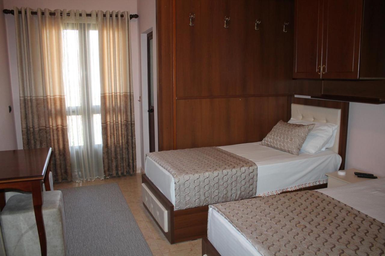 Hotel Hasmegaj Mahall' e Kryethuit Dış mekan fotoğraf