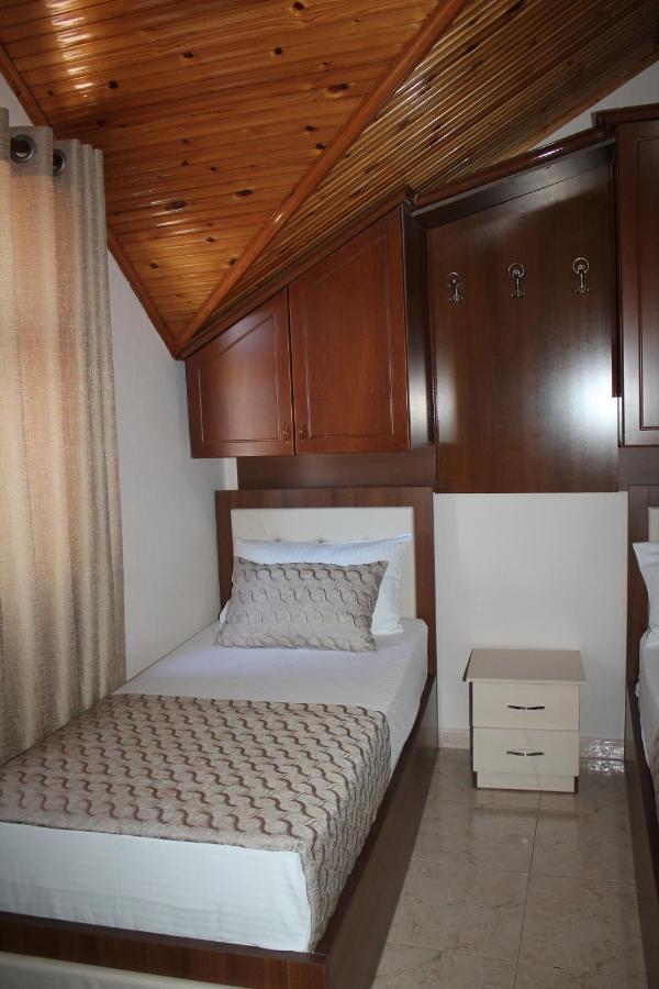 Hotel Hasmegaj Mahall' e Kryethuit Dış mekan fotoğraf