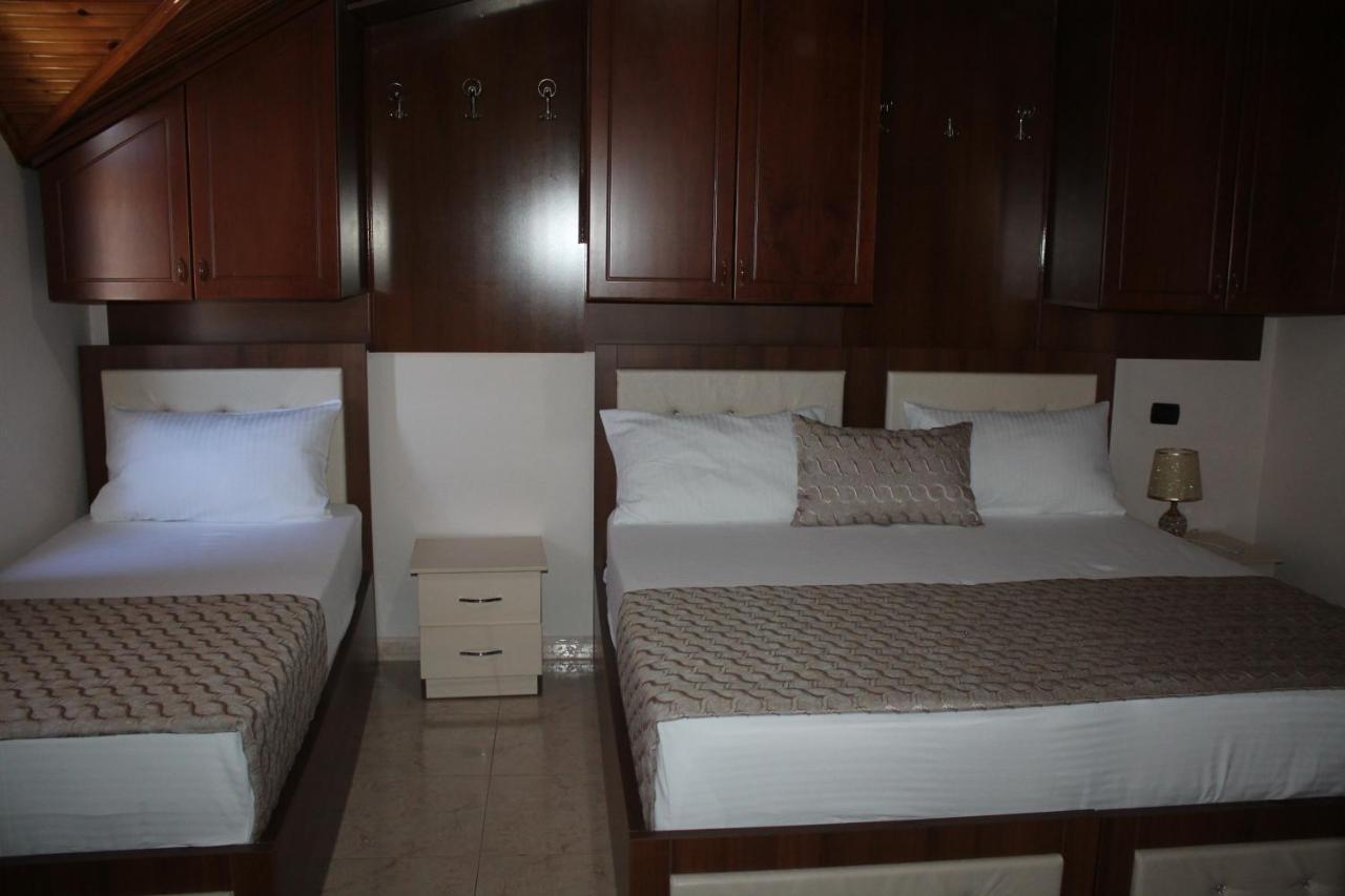 Hotel Hasmegaj Mahall' e Kryethuit Dış mekan fotoğraf
